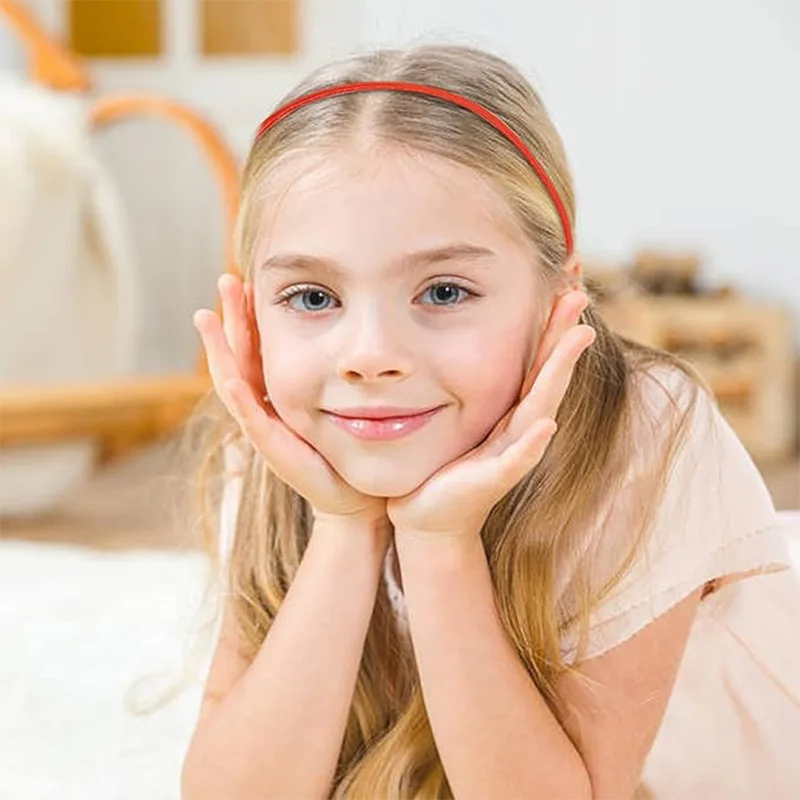 ما الذي يجعل عصابات الرأس المعدنية إكسسوارًا لا بد منه؟