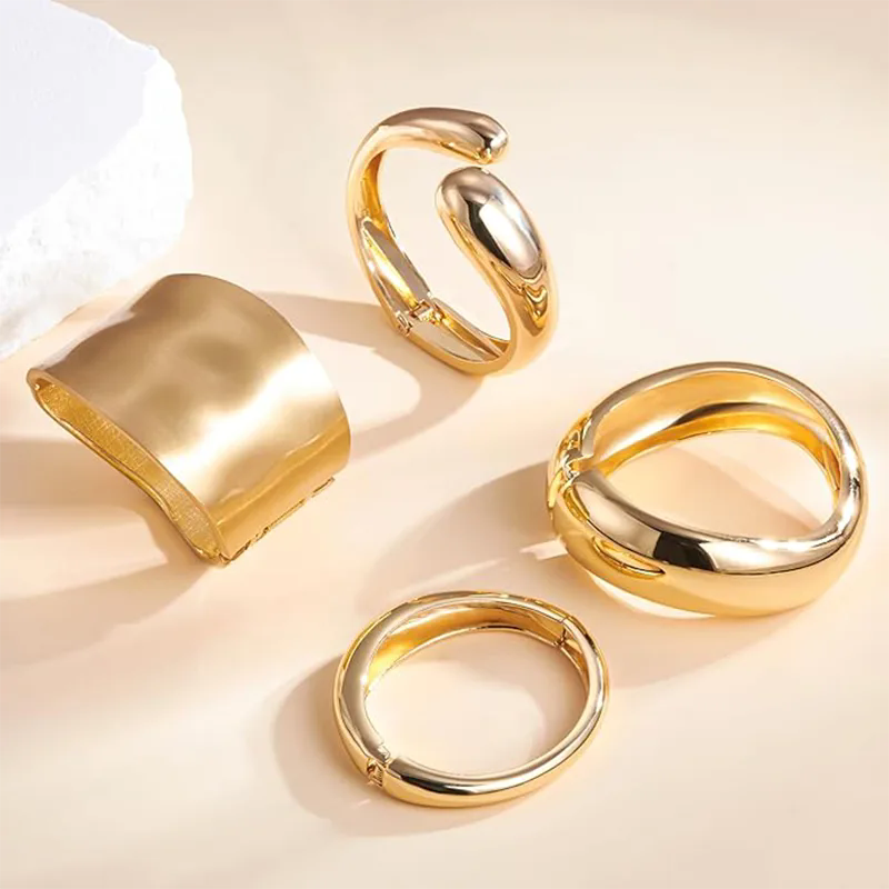 كيفية اختيار أفضل سوار مصنوع من خليط معدني للنساء من حيث الأناقة والراحة والمتانة؟